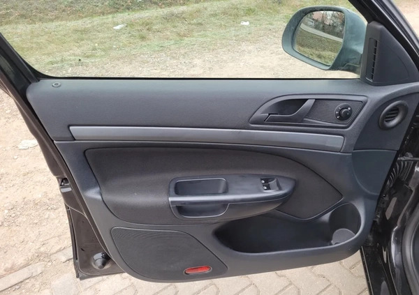 Skoda Octavia cena 24990 przebieg: 179000, rok produkcji 2011 z Kutno małe 466
